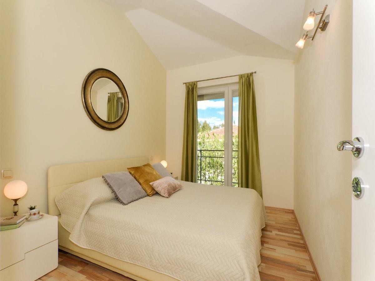 Mar Deluxe Apartments Trogir Kültér fotó